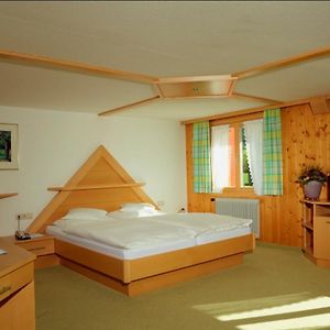Dreibettzimmer